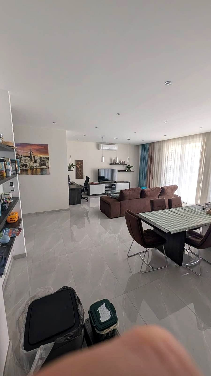 Apartment in Swieqi - 3 beds, 2 baths — 1