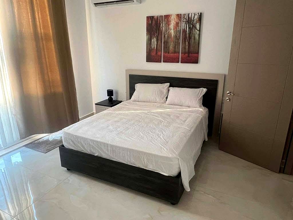 Apartment in St Julian's - 3 beds — 2