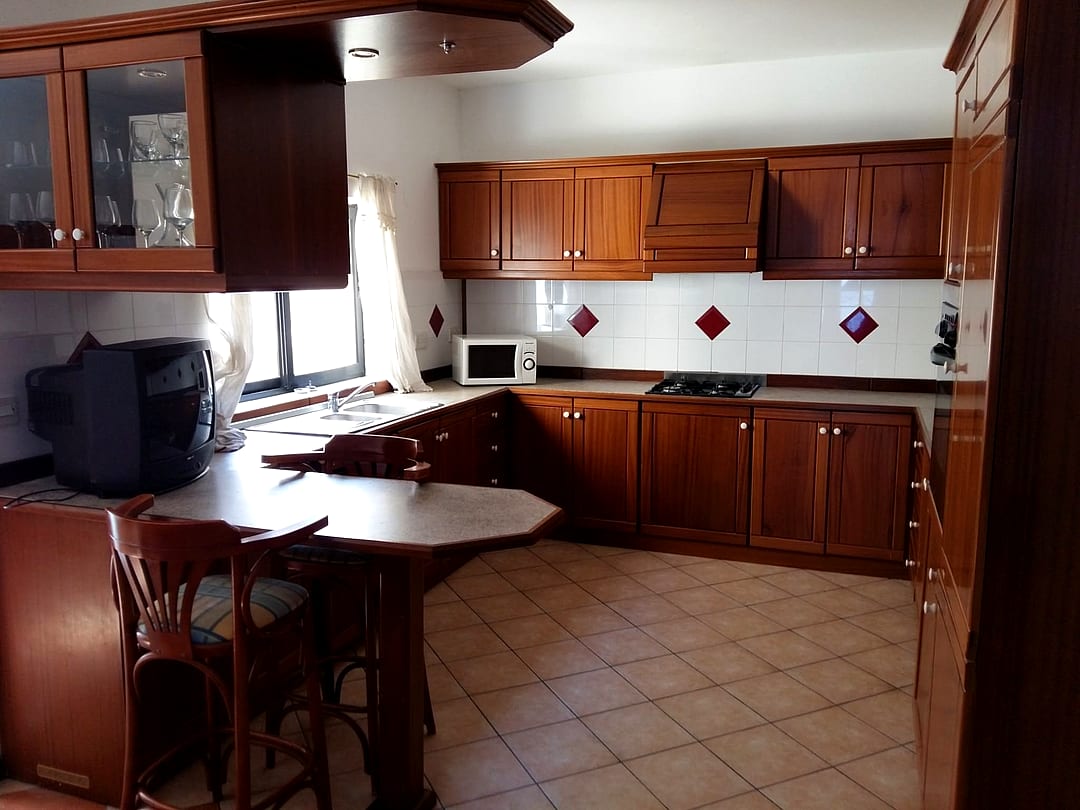 Apartment in Sliema - 3 beds, 2 baths — 5