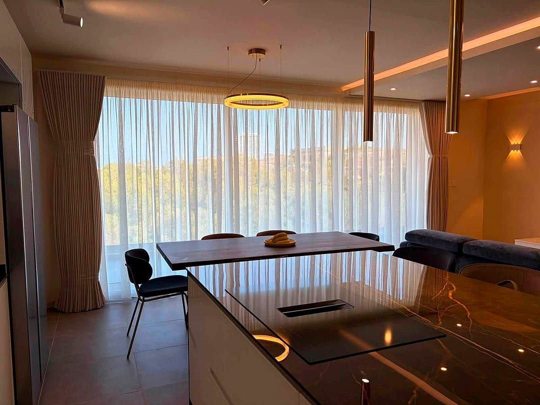 Apartment in Pembroke - 3 beds, 2 baths — 2