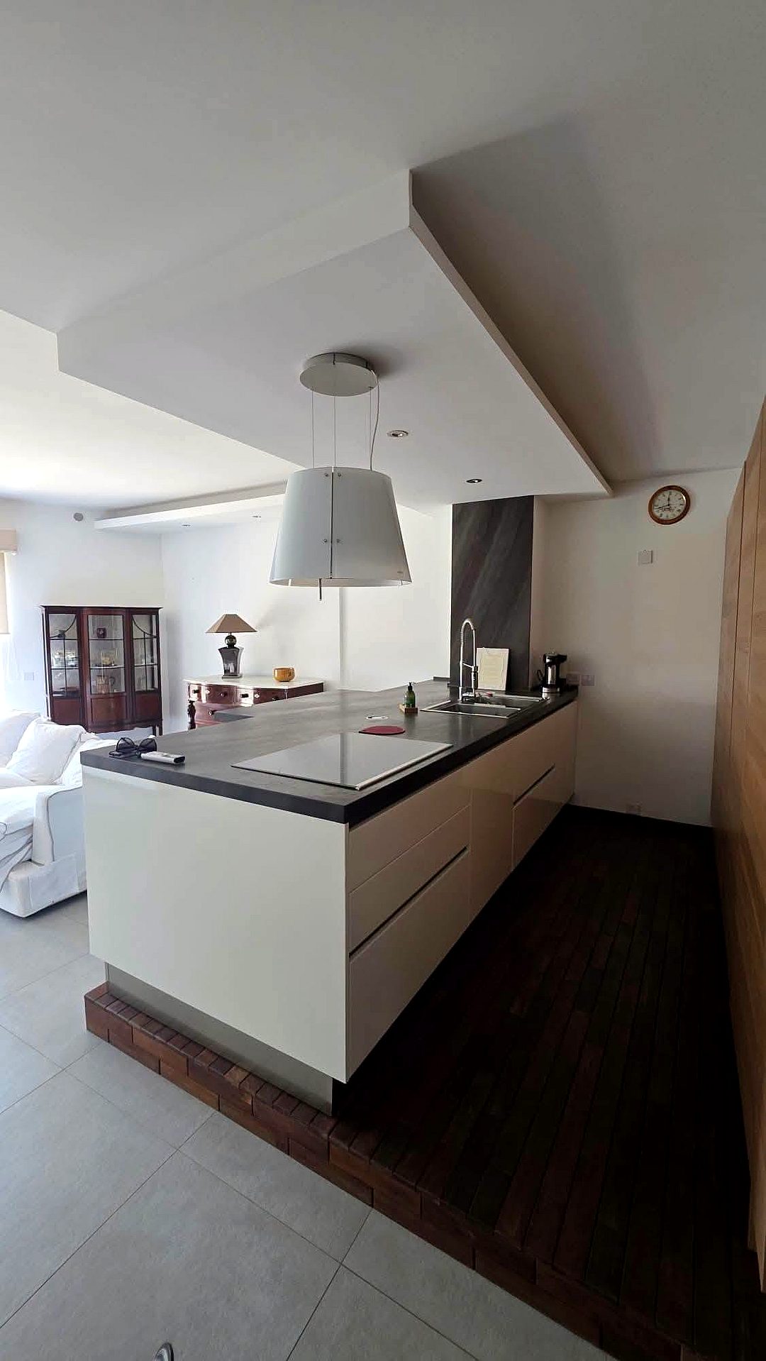 Apartment in St Julian's - 3 beds, 2 baths — 3