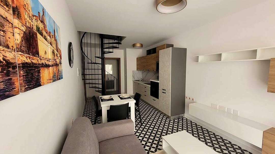 Apartment in Gzira - 1 bed, 2 baths — 2