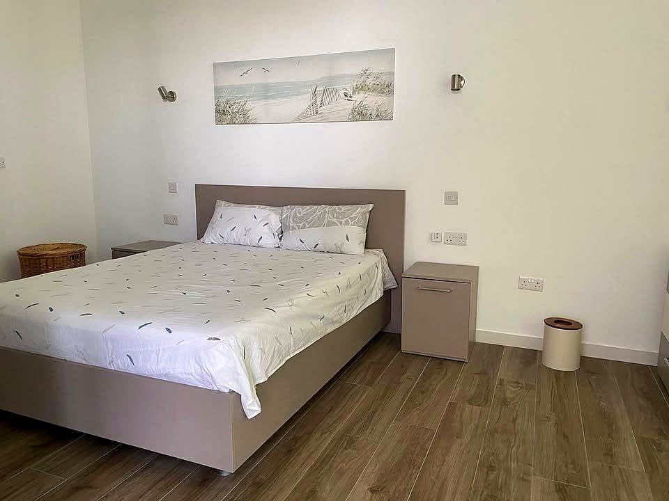 Penthouse in Qawra - 2 beds, 2 baths — 4