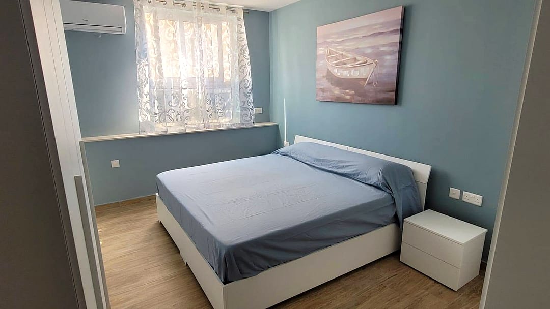 Apartment in Gzira - 1 bed, 2 baths — 5