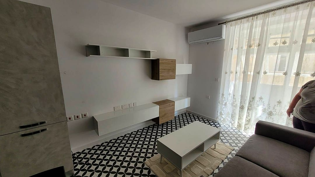Apartment in Gzira - 1 bed, 2 baths — 3