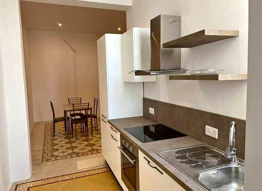 Apartment in Birkirkara - 2 beds, 1 bath — 4