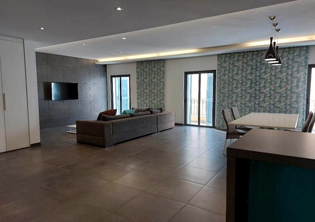 Apartment in Sliema - 3 beds, 2 baths — 3