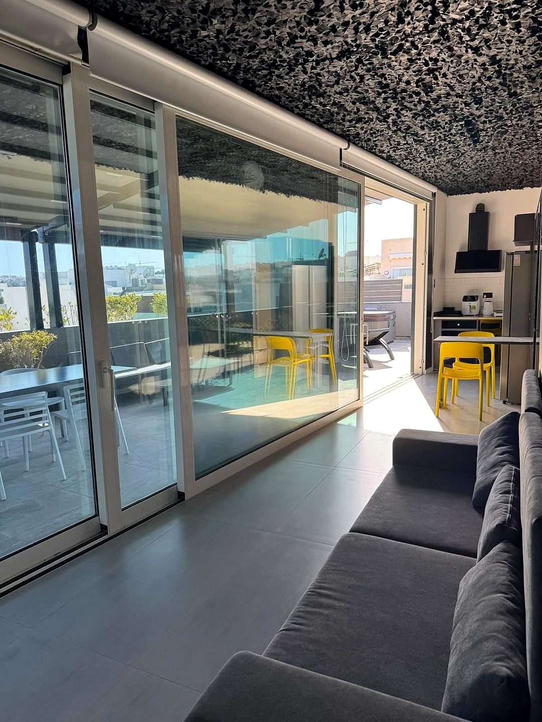 Apartment in Attard - 2 beds, 1 bath — 1