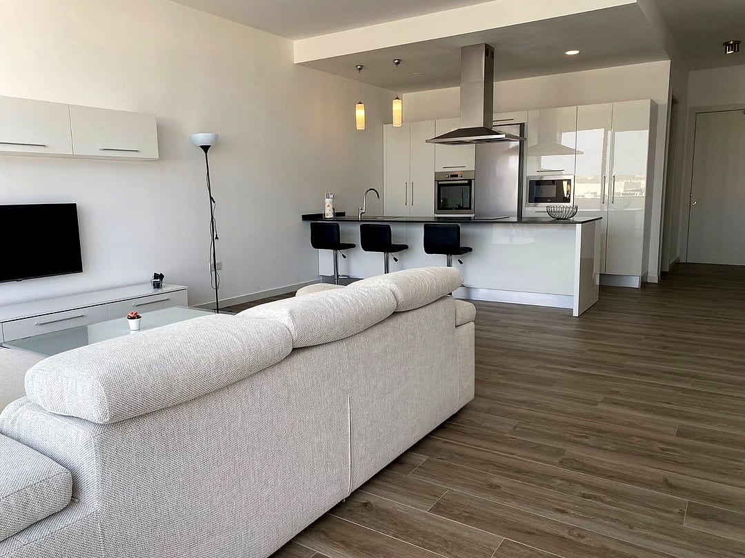 Penthouse in Qawra - 2 beds, 2 baths — 1