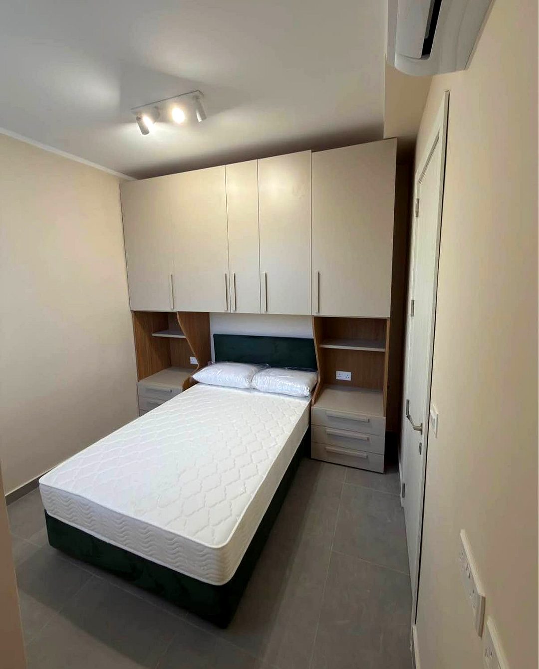 Apartment in Birkirkara - 2 beds, 1 bath — 4