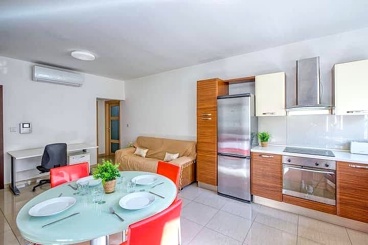 Apartment in Msida - 1 bed, 1 bath — 3