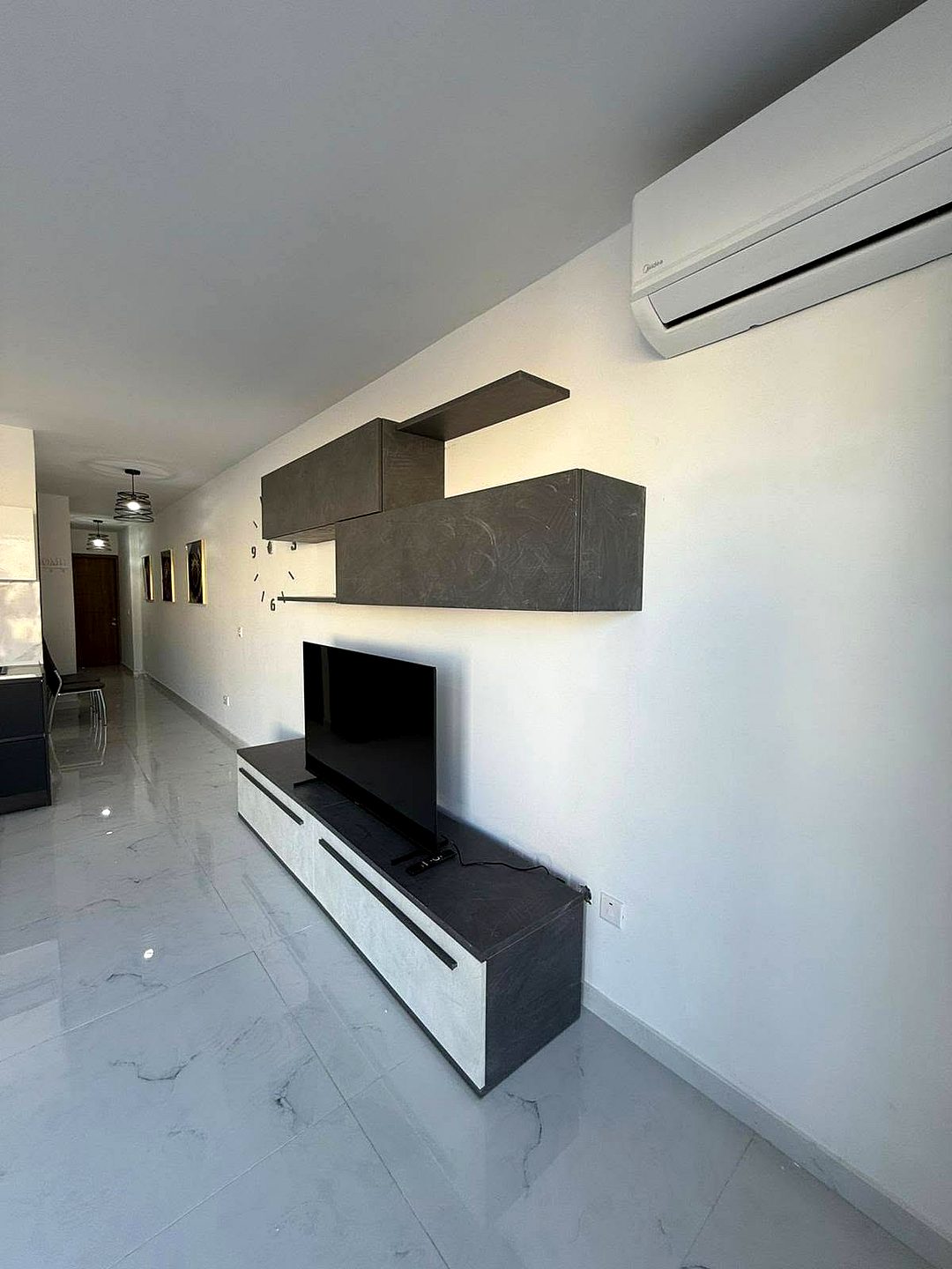 Apartment in Gzira - 2 beds, 2 baths — 4