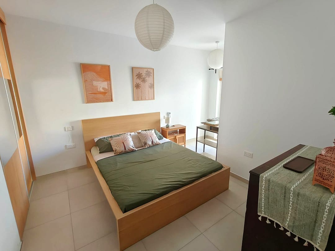 Apartment in Gzira - 2 beds, 2 baths — 4
