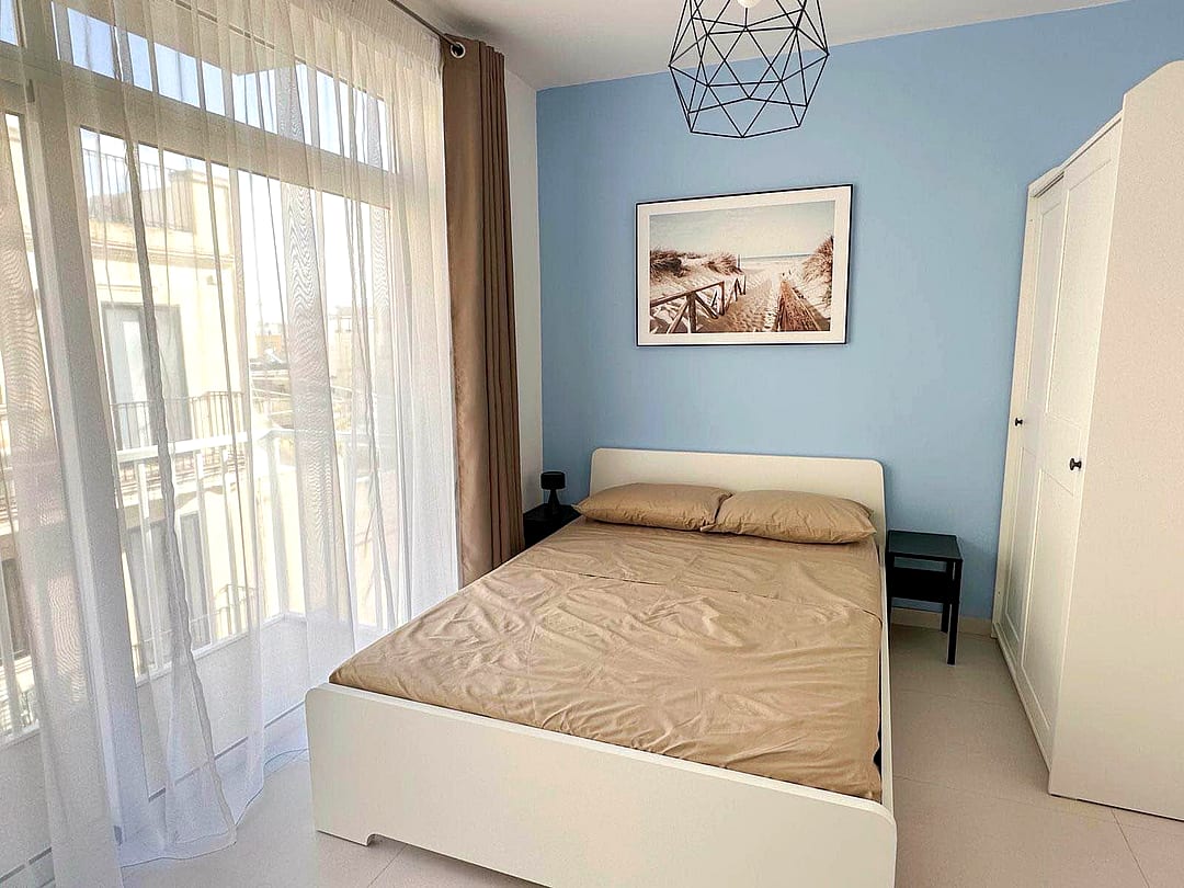 Apartment in Gzira - 2 beds, 2 baths — 4
