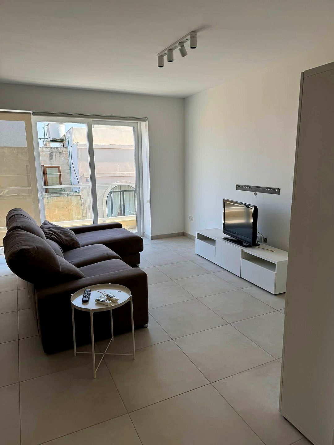 Apartment in Fgura - 2 beds, 1 bath — 1