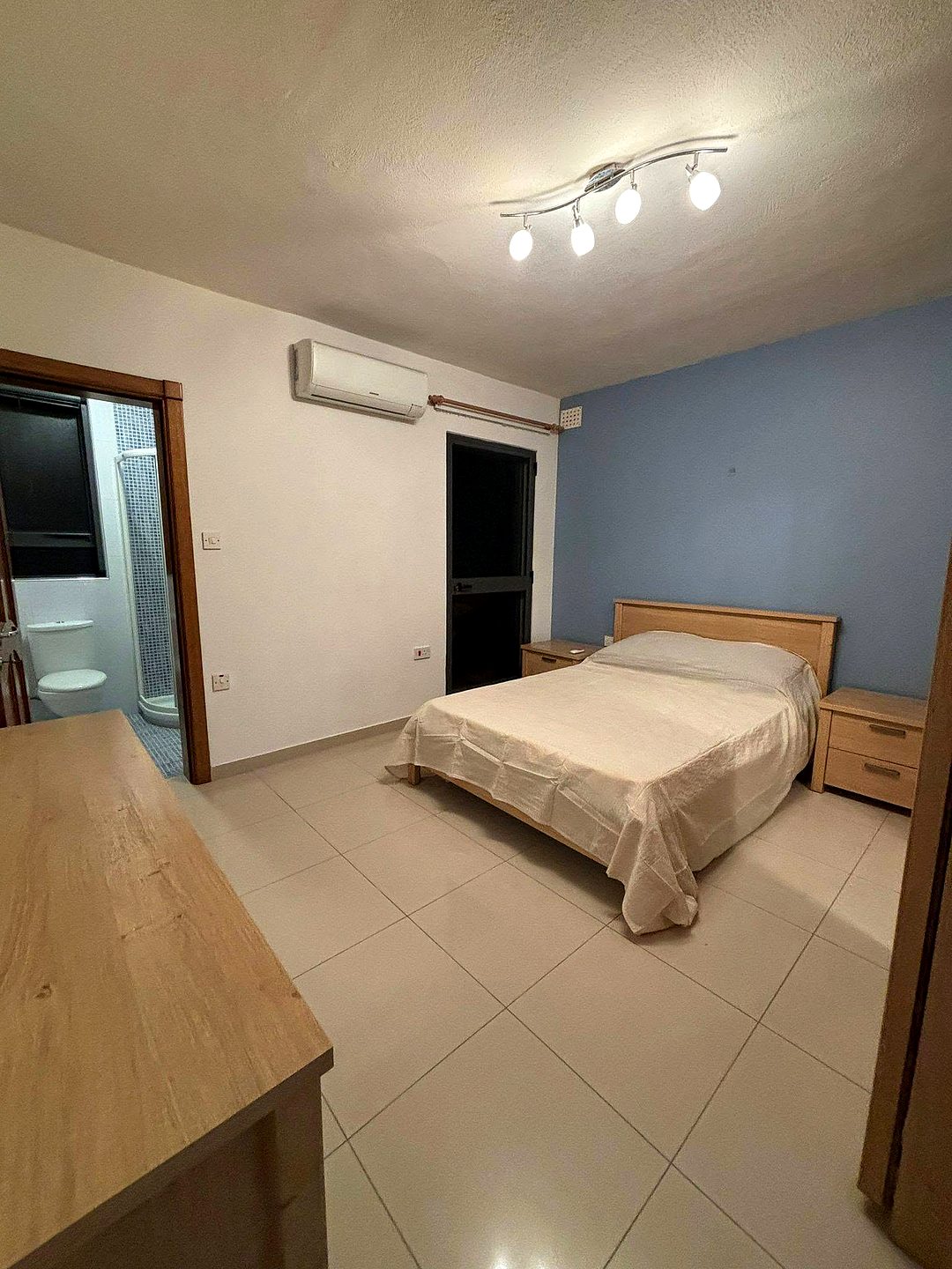 Apartment in Gzira - 3 beds, 2 baths — 3
