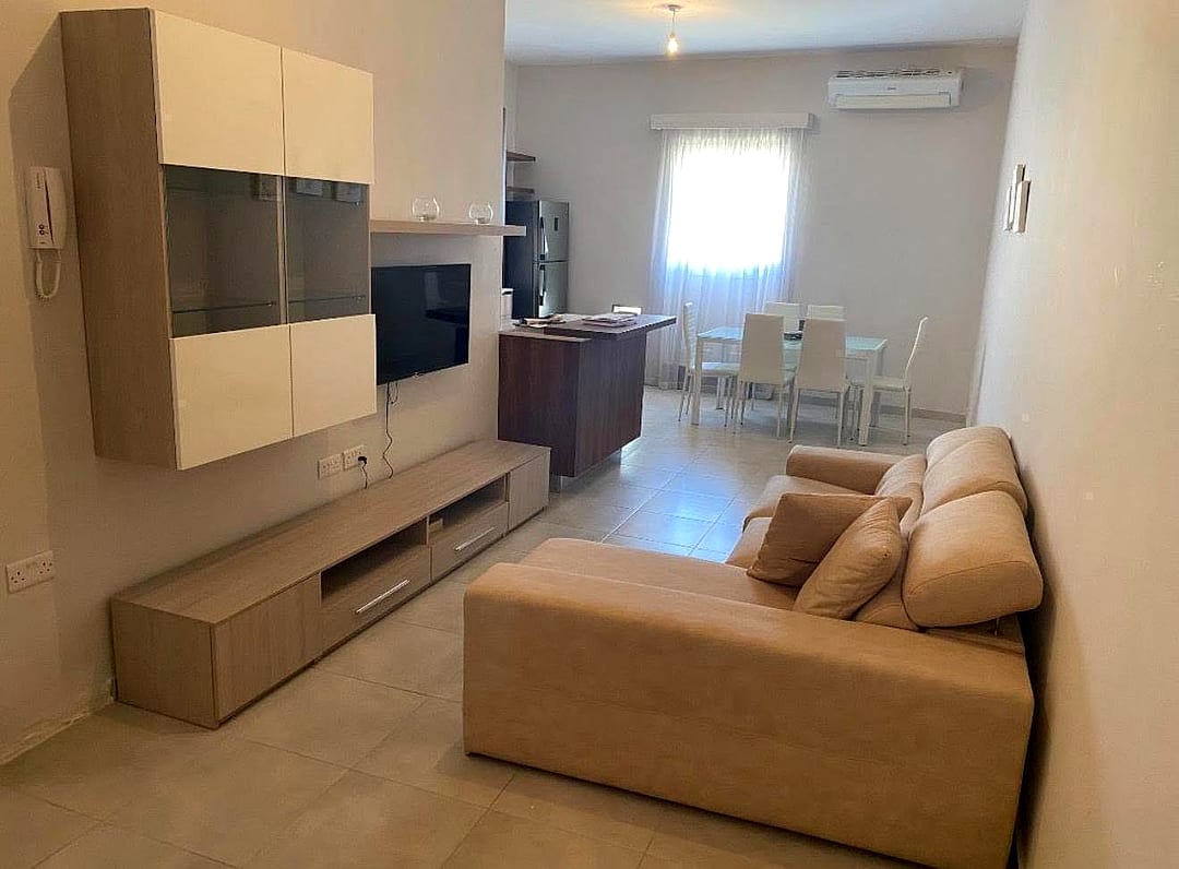 Apartment in Sliema - 2 beds, 2 baths — 3