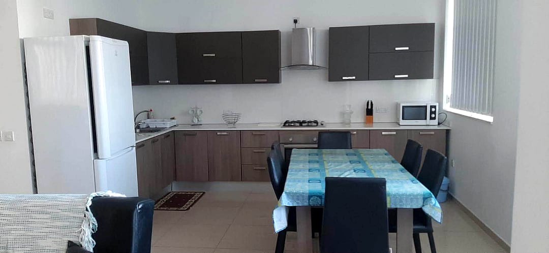 Apartment in Marsaxlokk - 3 beds, 2 baths — 1