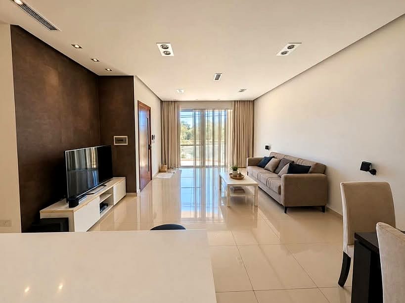 Apartment in Siggiewi - 3 beds, 2 baths — 1