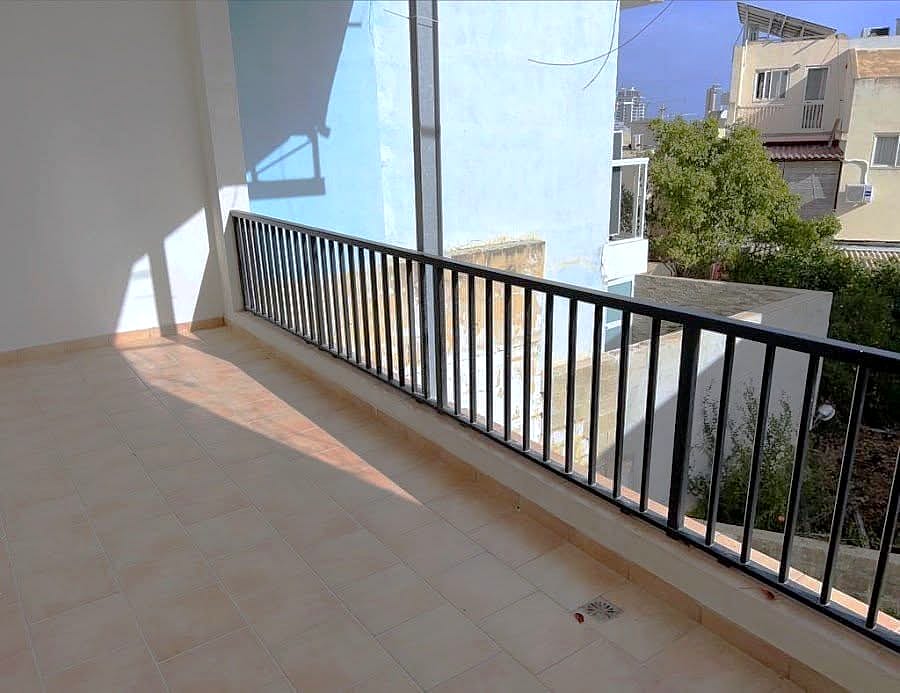Apartment in Pembroke - 2 beds — 4