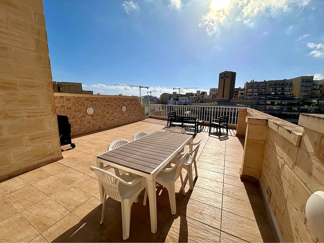 Penthouse in St Julian's - 3 beds — 1