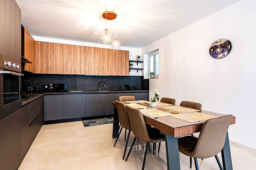 Apartment in Naxxar - 3 beds, 2 baths — 4
