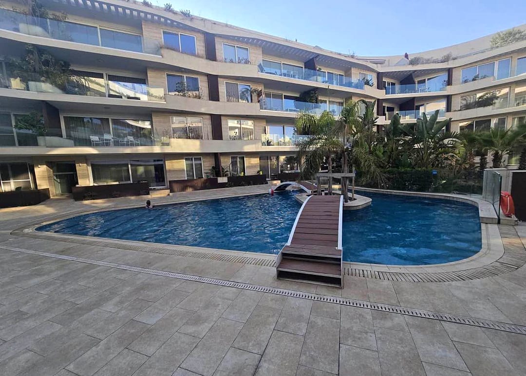 Apartment in Sliema - 3 beds, 2 baths — 1
