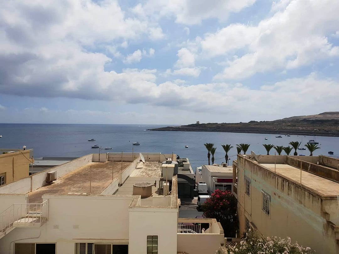 Apartment in Qawra - 2 beds, 2 baths — 1