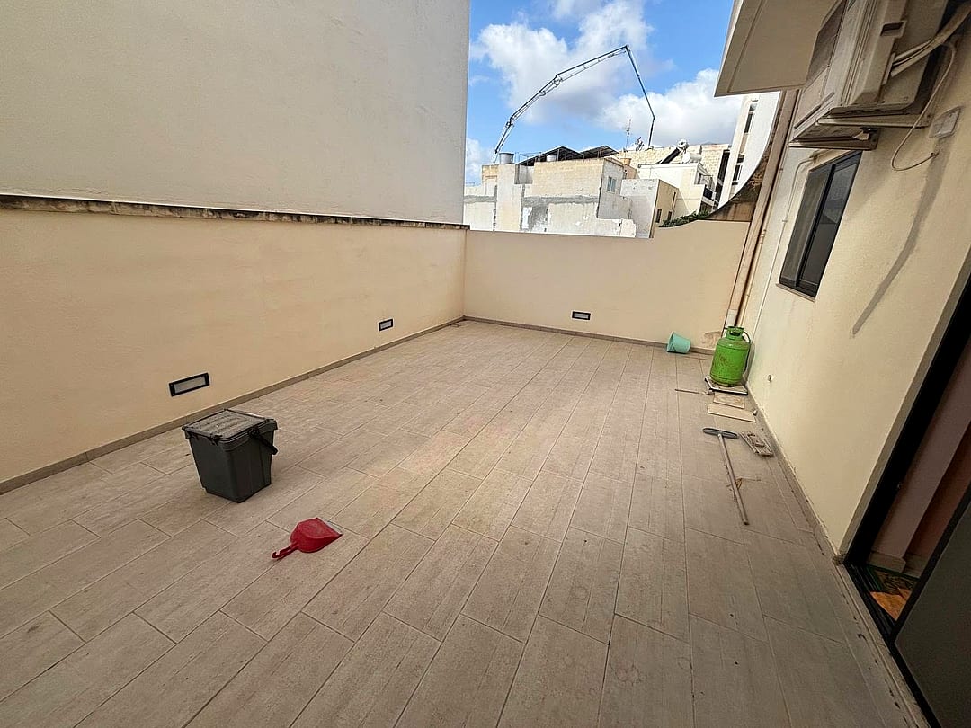 House in Mosta - 4 beds, 2 baths — 5