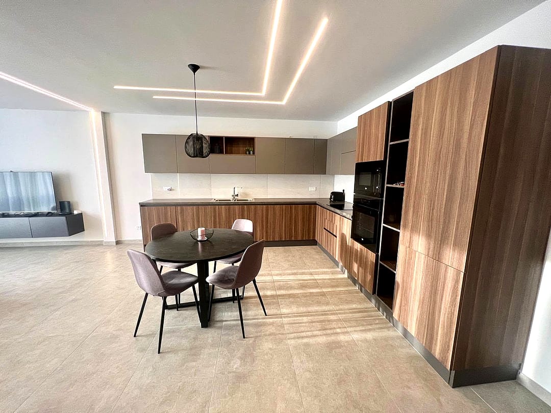 Apartment in Qawra - 2 beds — 5