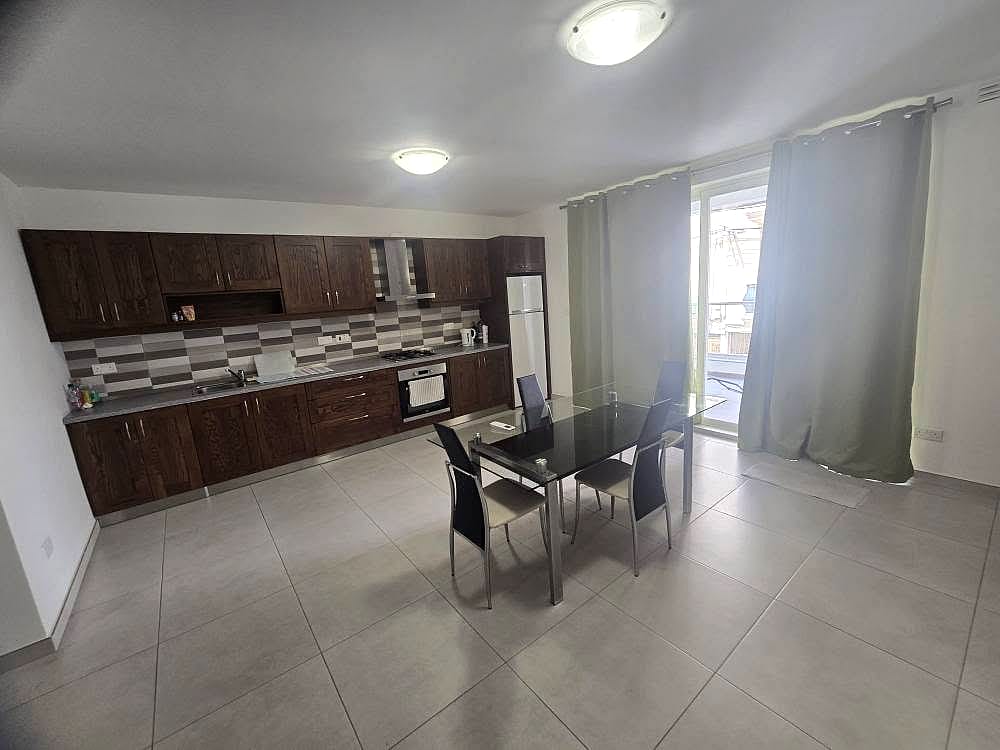 Apartment in San Pawl il-Baħar - 2 beds, 2 baths — 2