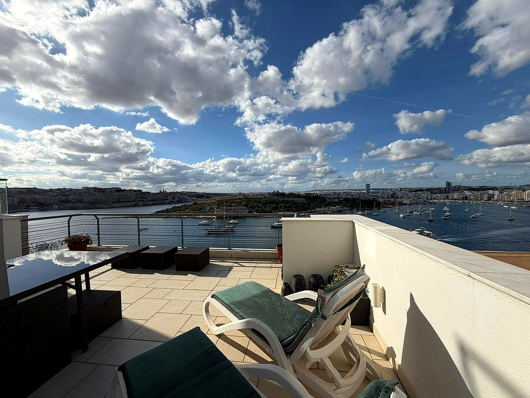 Penthouse in Sliema - 2 beds — 3