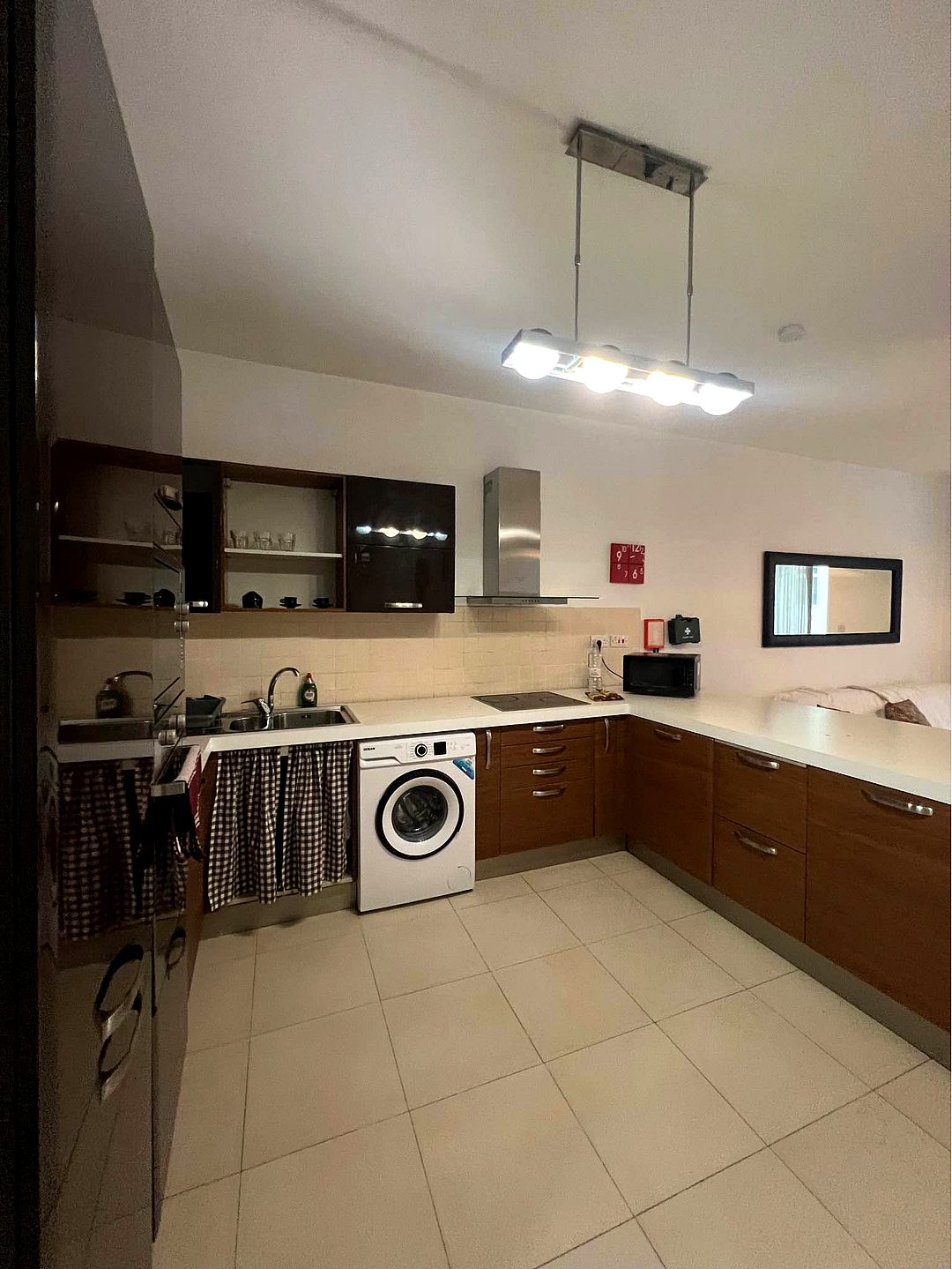 Apartment in St Julian's - 3 beds, 2 baths — 5