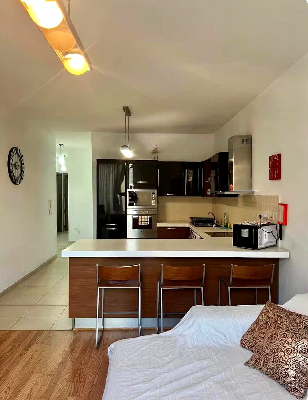 Apartment in St Julian's - 3 beds, 2 baths — 3