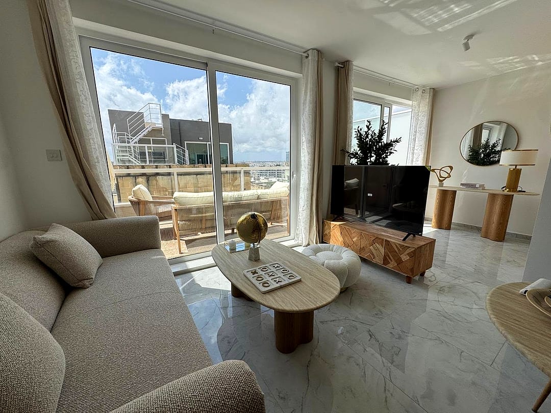 Penthouse in Sliema - 2 baths — 3