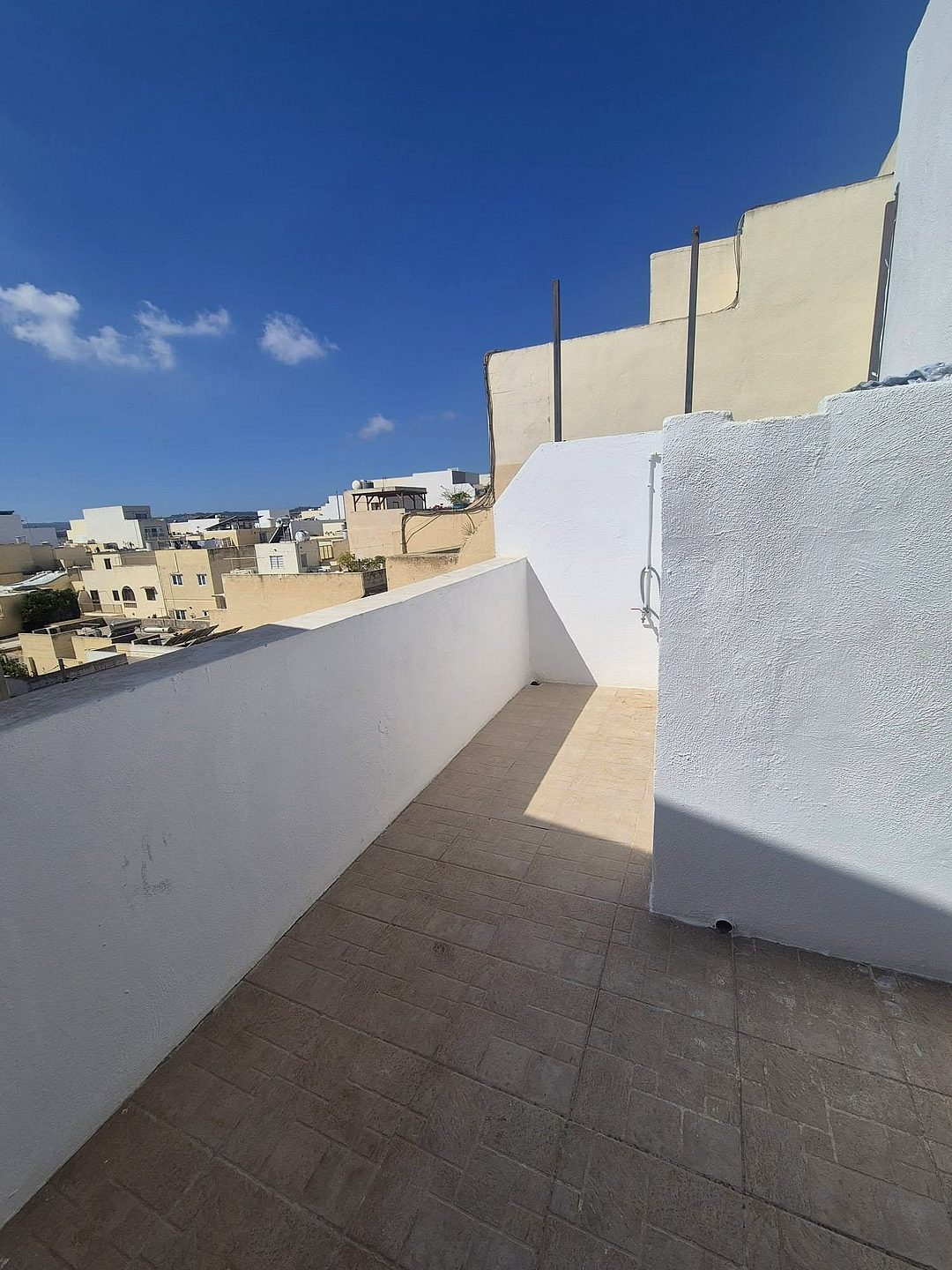 Penthouse in Attard - 2 beds, 2 baths — 3