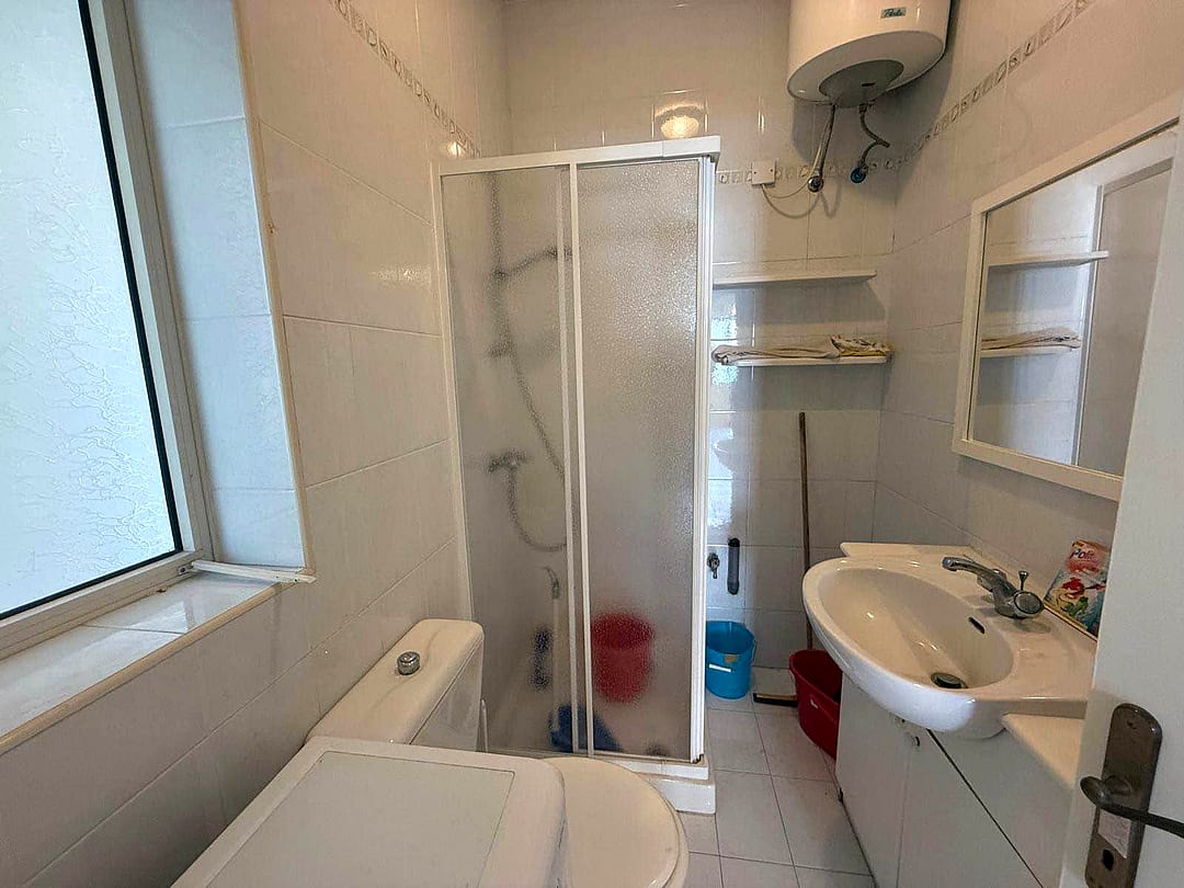 Apartment in Sliema - 2 beds, 1 bath — 4