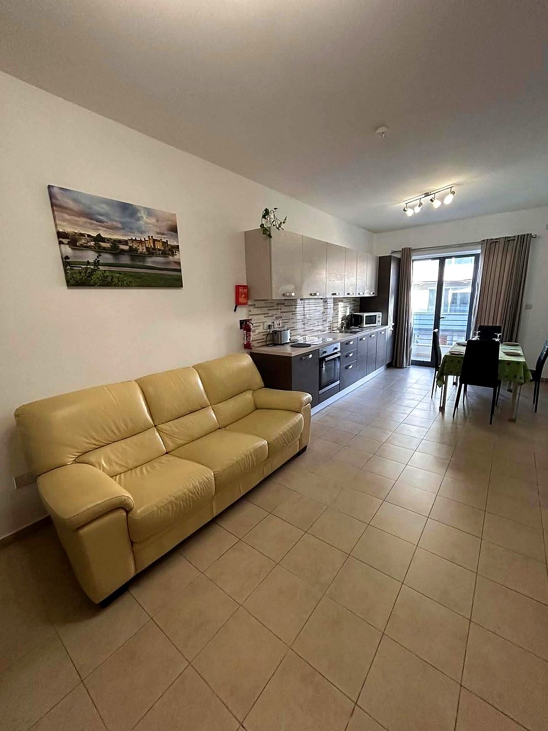 Apartment in Swieqi - 2 beds, 2 baths — 3
