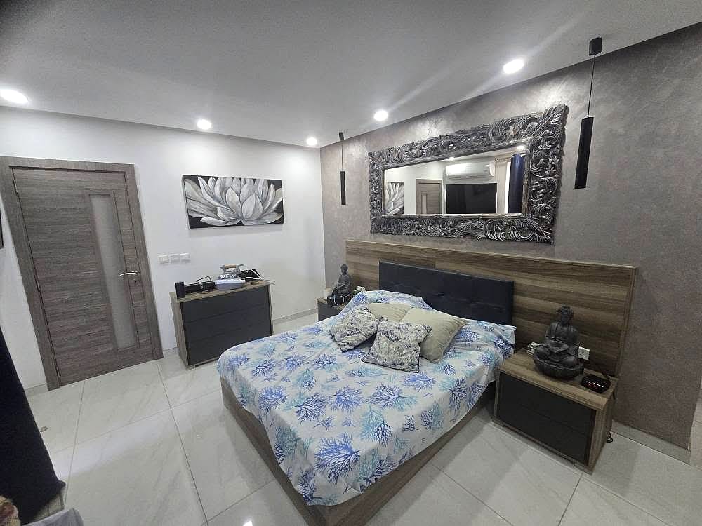 Penthouse in Qawra - 2 beds, 2 baths — 3