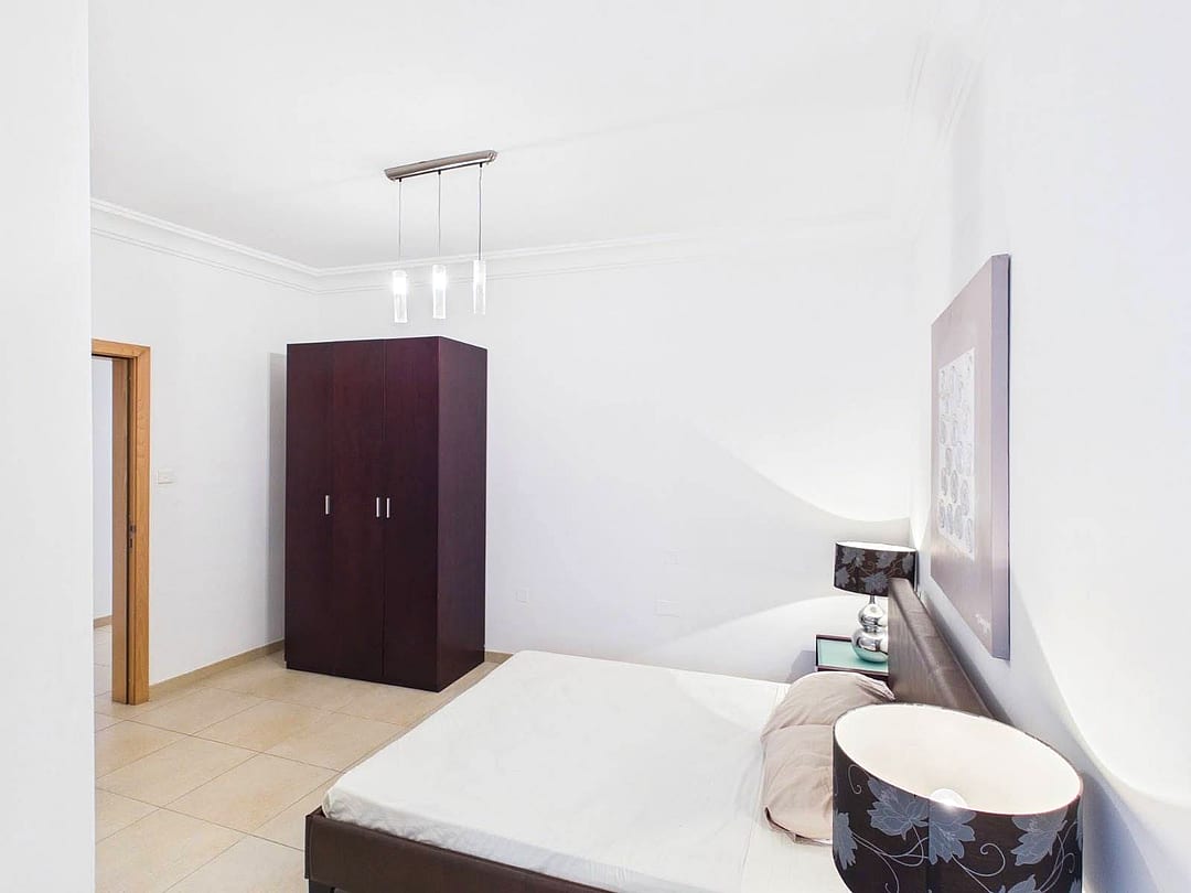 Apartment in Sliema - 2 beds, 2 baths — 2