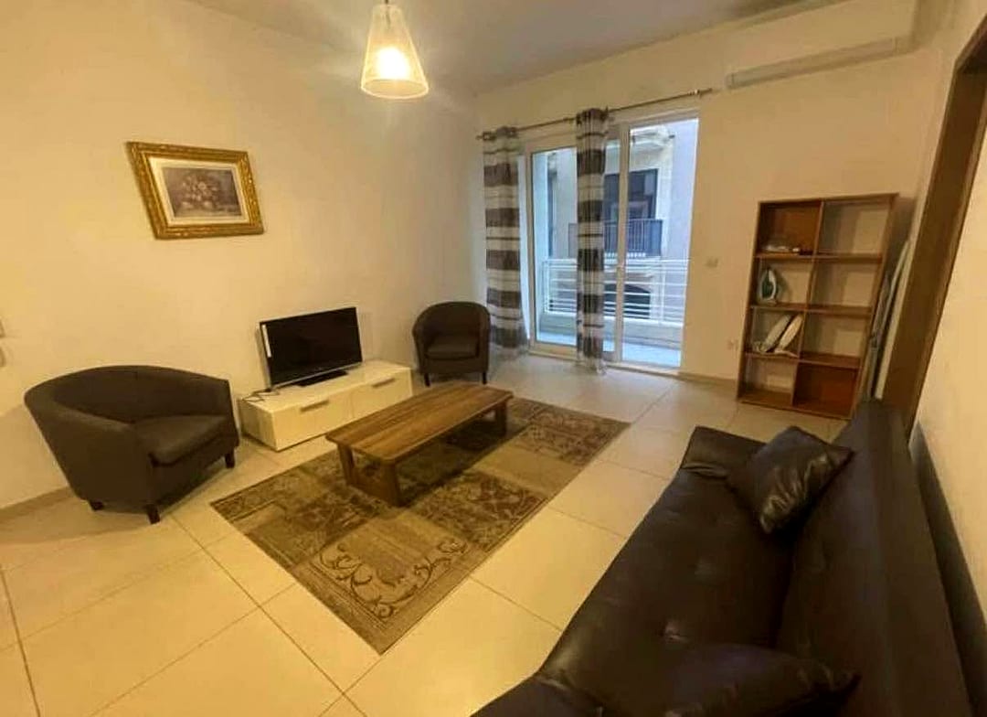 Apartment in Sliema - 2 beds, 2 baths — 1