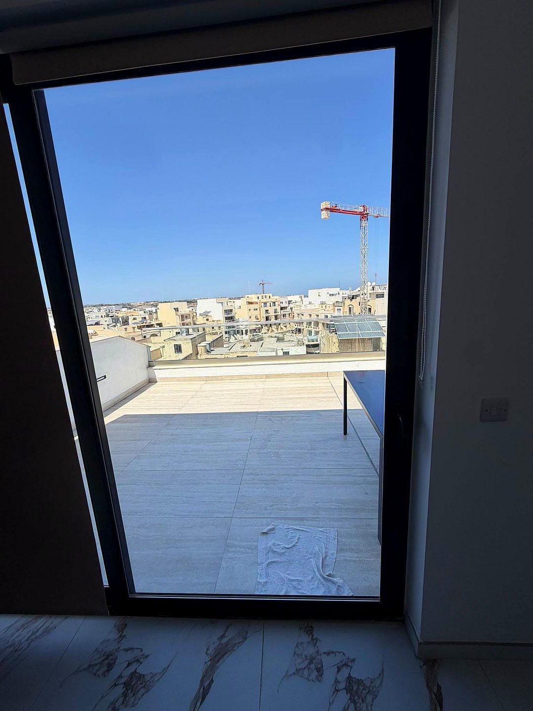 Penthouse in Mosta - 2 beds, 1 bath — 4