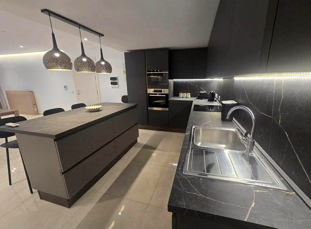 Apartment in Swieqi - 2 beds, 2 baths — 2