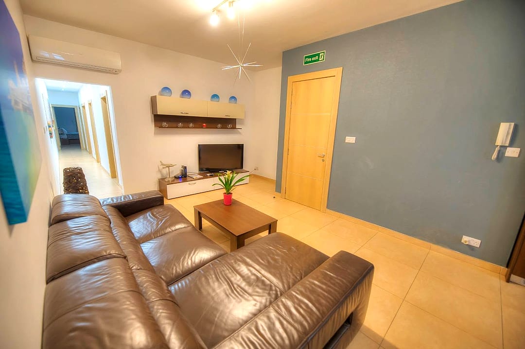 Apartment in Sliema - 3 beds, 3 baths — 1