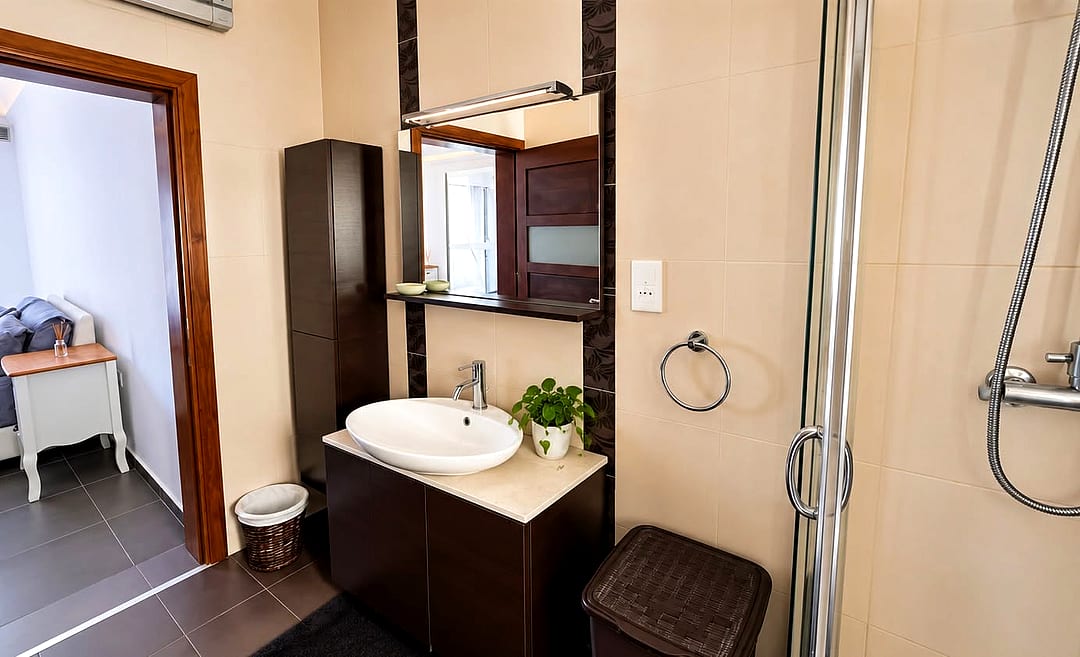 Apartment in Naxxar - 3 beds, 2 baths — 5