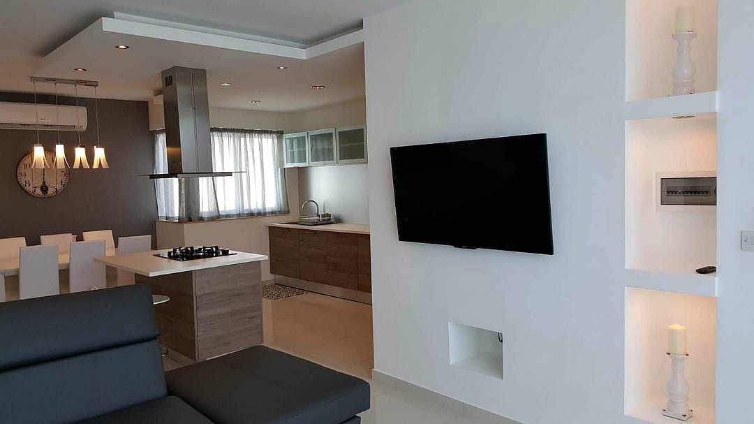 Penthouse in Swieqi - 3 beds, 2 baths — 5