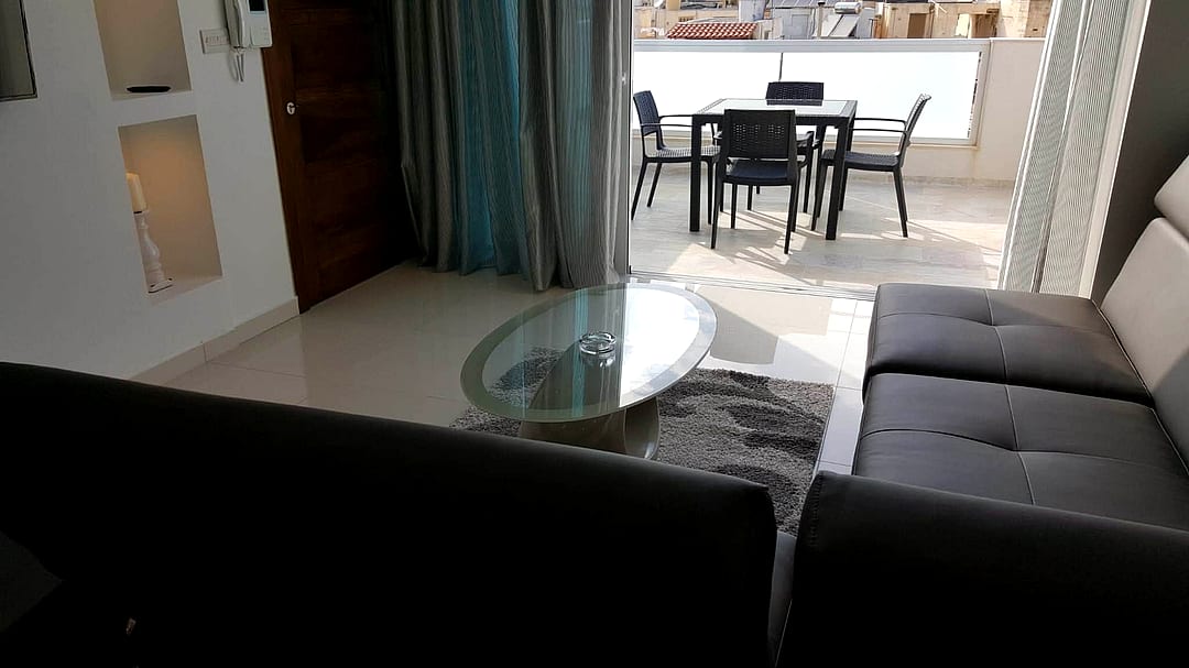 Penthouse in Swieqi - 3 beds, 2 baths — 4