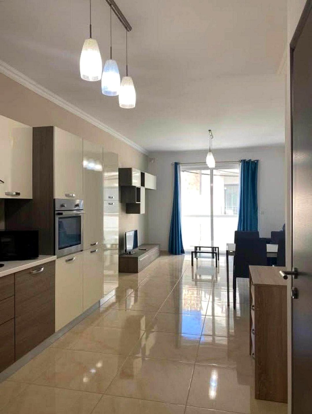 Apartment in St Julian's - 2 beds, 1 bath — 1