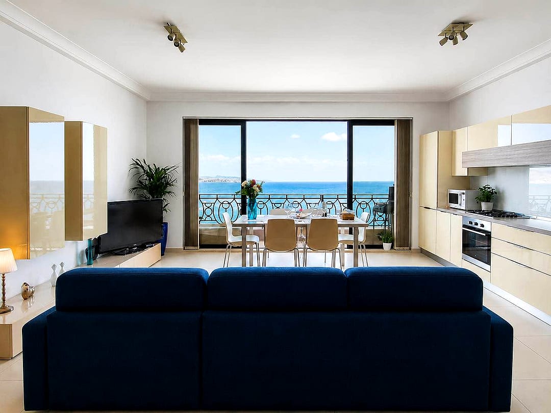 Apartment in Bugibba - 2 beds, 2 baths — 1