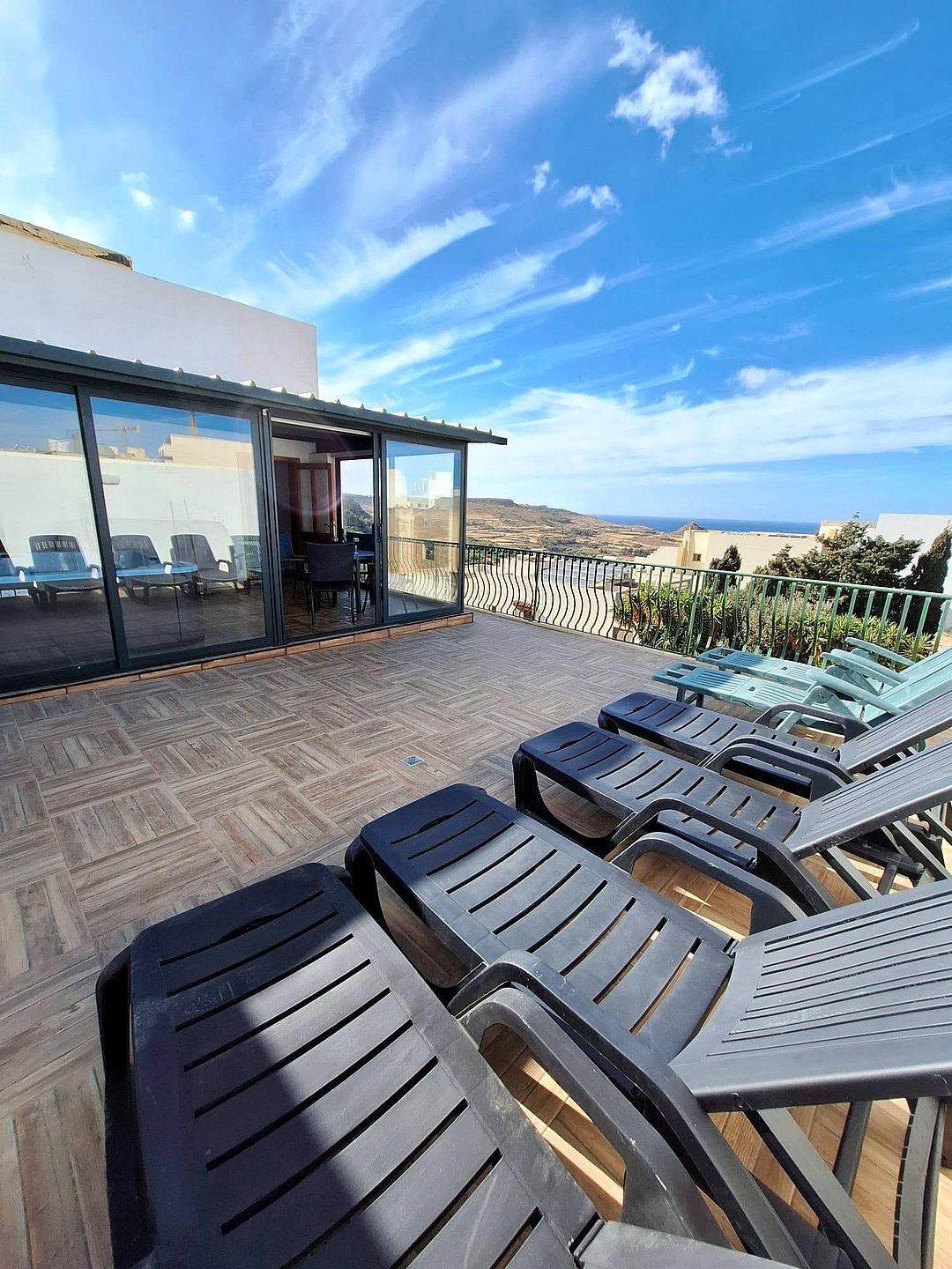 Penthouse in Xagħra - 2 beds, 2 baths — 1
